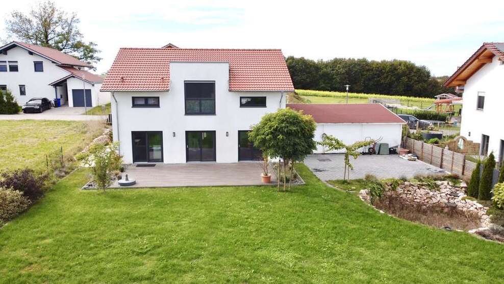 Haus zum Kaufen in Reischach 699.000 € 160.97 m²
