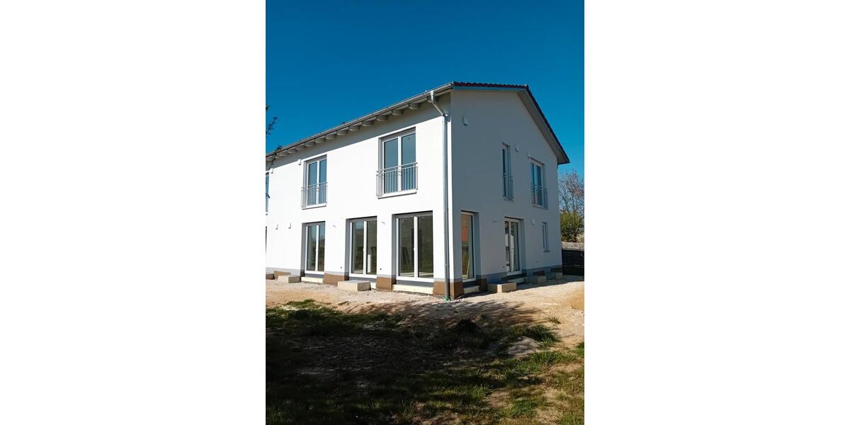 Doppelhaushälfte Aichach - 6 Zimmer, 154 m&sup2;, 2.900&euro; | Angebot:26399724