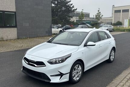Kia ceed / Ceed 3.333 km 18.490 &euro; Aachen 52078