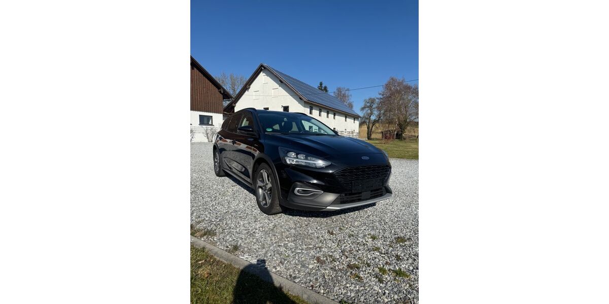 Ford Focus 121.695 km 12.490 &euro; Baierbach /Landshut 84171