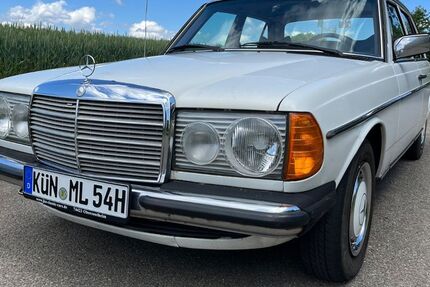 Mercedes-Benz 200 235.000 km 7.500 &euro; Berlichingen 74214