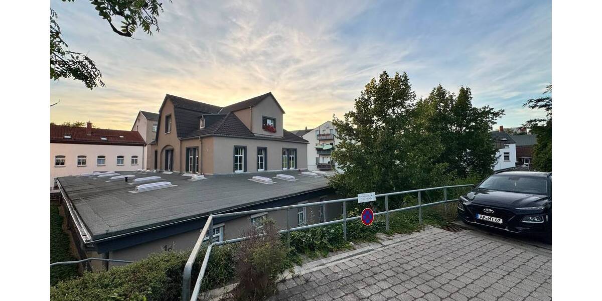 Außergewöhnlich wohnen! Großzügige 4-Raum-Wohnung mit Wohnküche, Komfortbad und Stellplatz in Gera. - Etagenwohnung Gera Ostviertel | Angebot:27284787