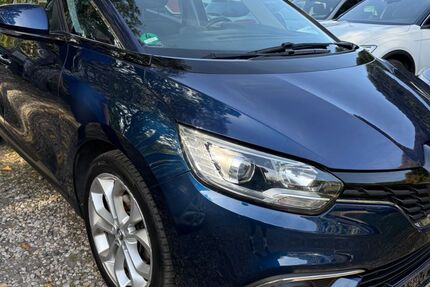 Renault Scenic 164.000 km 6.890 &euro; Mahlow 15831