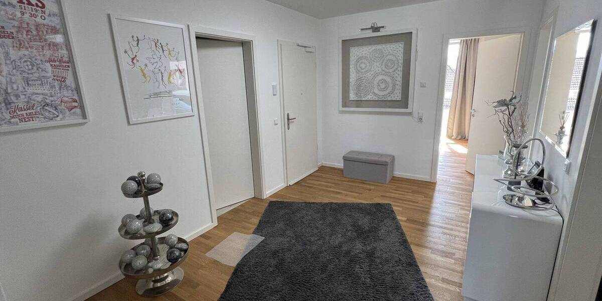 Etagenwohnung Kassel Mitte - 3 Zimmer, 108 m&sup2;, 1.500&euro; | Angebot:26346658