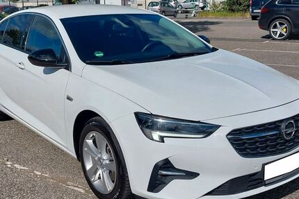 Opel Insignia 62.850 km 15.500 &euro; Nürnberg 90441