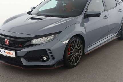 Honda Civic 86.996 km 32.950 € Hamburg 22529