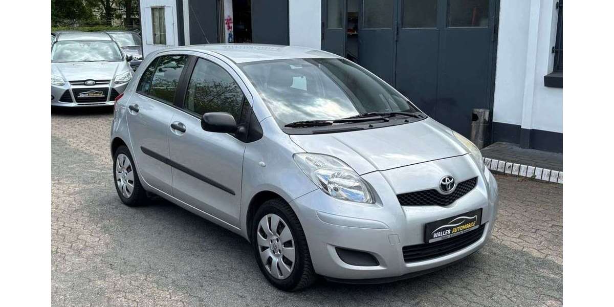 Toyota Yaris 101.000 km 5.990 &euro; Bremen 28219