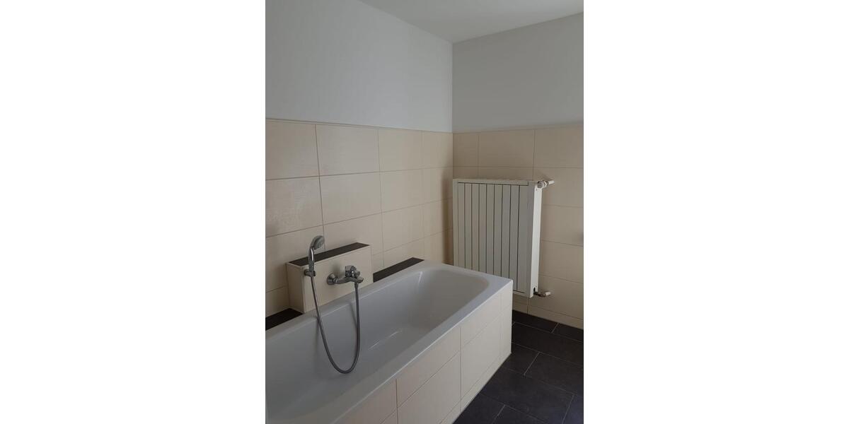 Etagenwohnung Pfeffelbach - 5 Zimmer, 172 m&sup2;, 1.150&euro; | Angebot:26429812