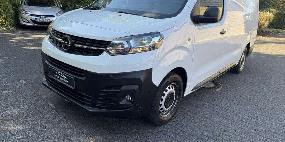 Opel Vivaro 53.600 km 16.999 € Paderborn 33100