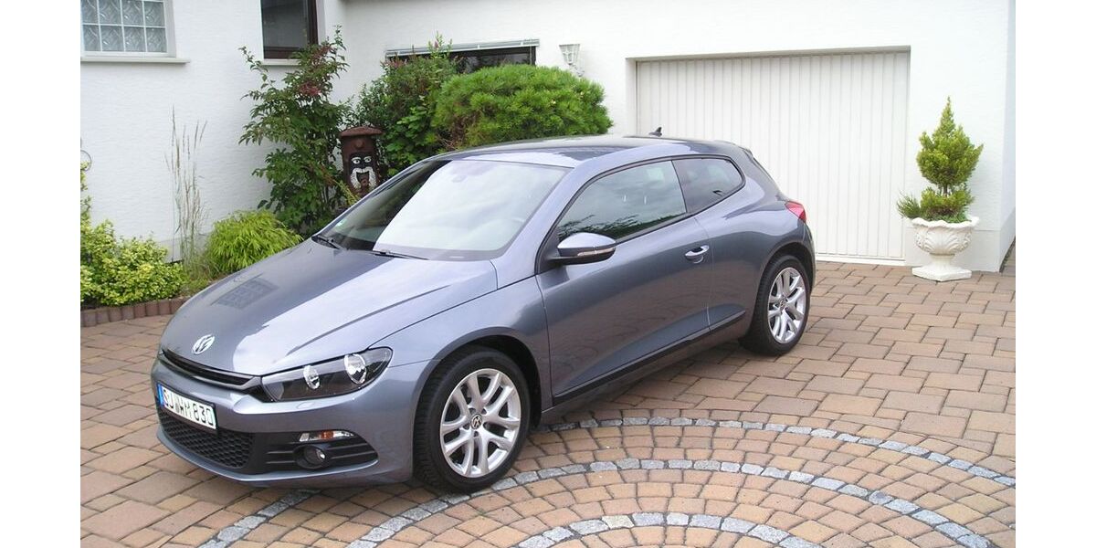 VW Scirocco 48.500 km 9.500 &euro; Windhagen 53578