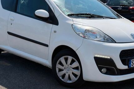 Peugeot 107 164.000 km 2.850 &euro; Winterbach 73650
