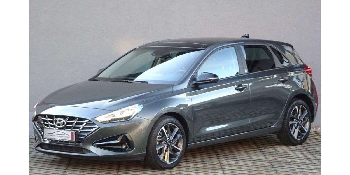 Hyundai i30 50.205 km 16.980 € Burgstädt 09217