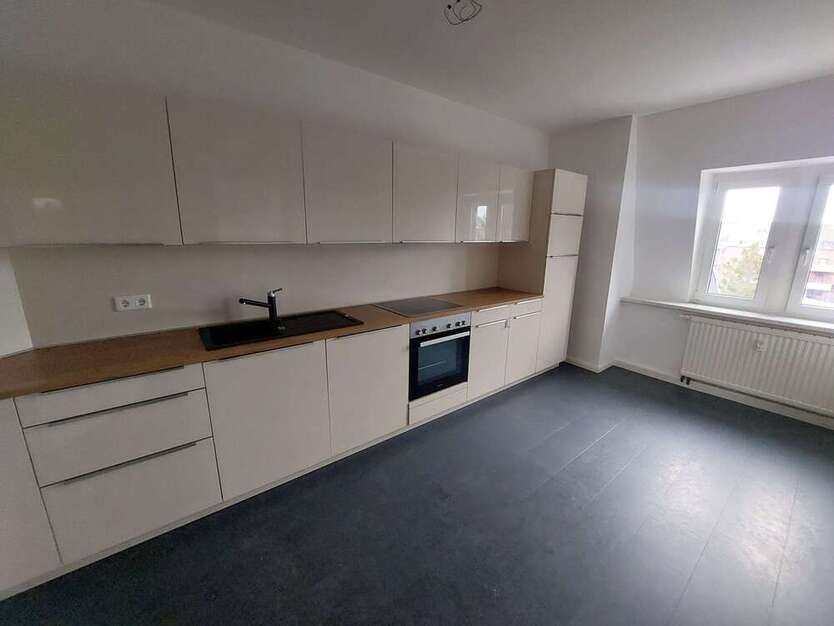 Wohnung zum Mieten in Zwickau 699 € 125 m²