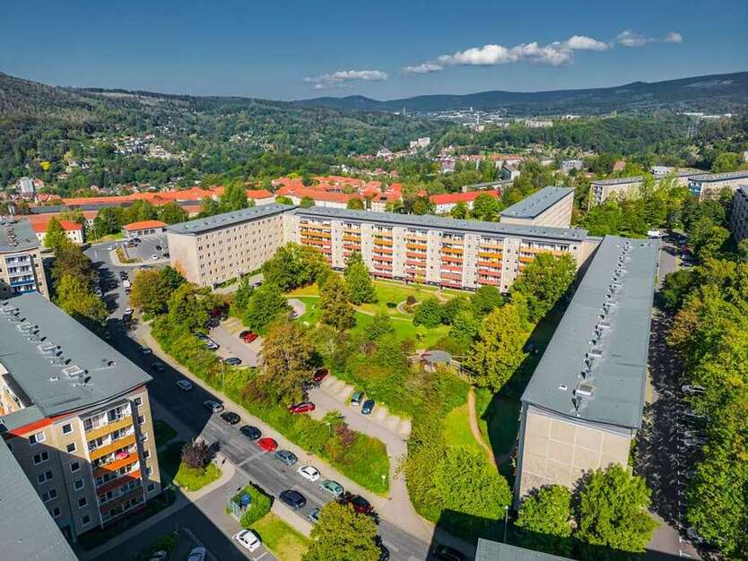 Wohnung zum Mieten in Suhl 416,36 € 64.63 m²