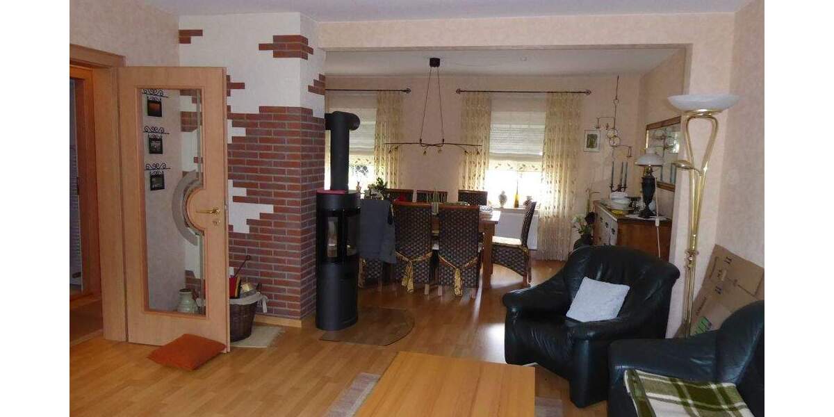 Kleines Raumwunder als Reihenmittelhaus in Oberricklingen Wohnen auf 3 Ebenen mit Vollkeller 5 zimmer