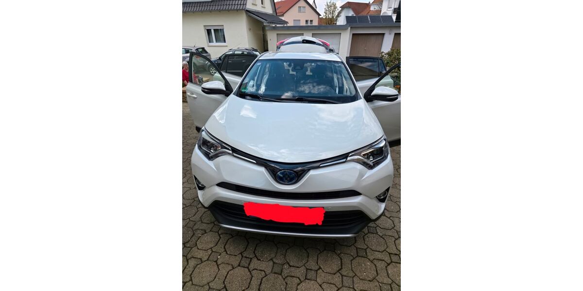 Toyota RAV 4 66.955 km 23.800 &euro; Wäschenbäuren 73116