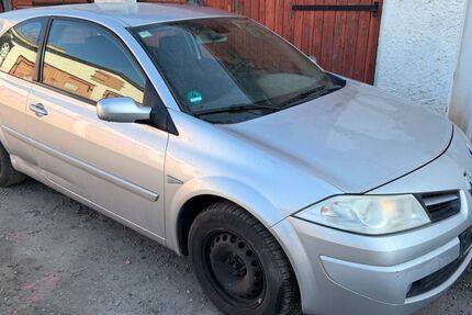 Renault Megane 99.000 km 750 &euro; Neustadt an der Orla 07806