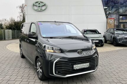Toyota Proace (Verso) 1.200 km 42.200 &euro; Wiesbaden 65203