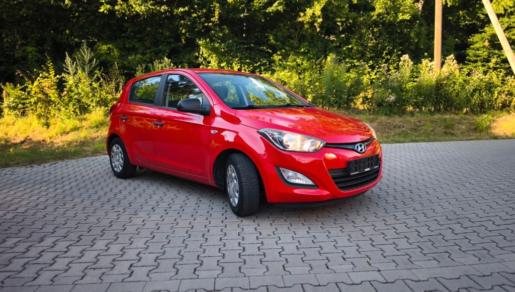Hyundai i20 162.000 km 3.900 &euro; Wuppertal 42349