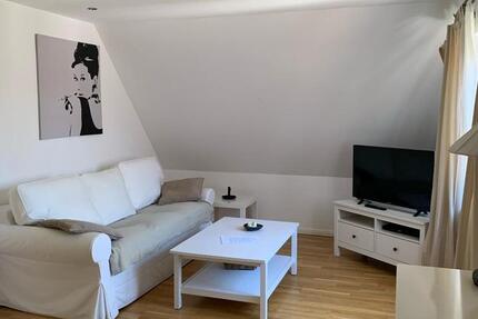 Exklusive Dachgeschosswohnung am Steimker Berg – Top Lage 2 zimmer