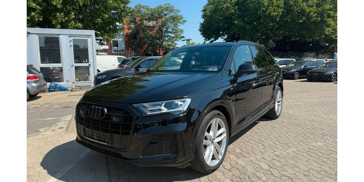 Audi Q7 110.000 km 52.600 € Frankfurt am Main 65933