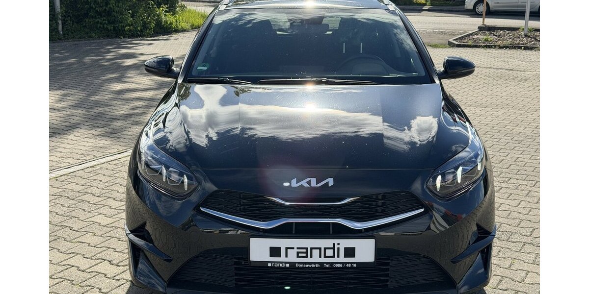 Kia cee´d Sportswagon Vision 1.5 T-GDI / SitzH 38.200 km 19.990 &euro; Donauwörth 86609