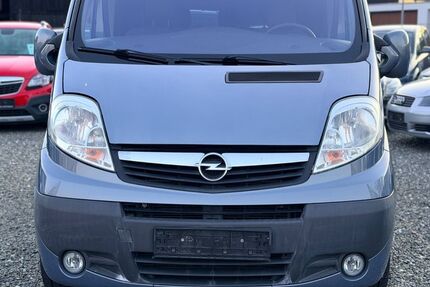 Opel Vivaro 181.000 km 12.999 &euro; Goslar 38640