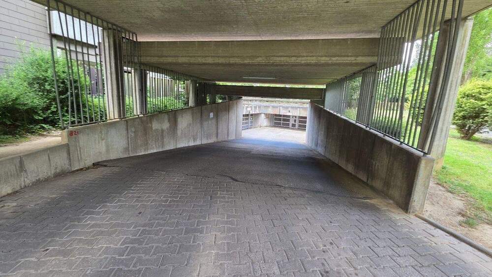 Renovierte 3-Zimmer-Wohnung mit neuem Boden, neuen Wänden, Balkon, Wannenbad, Gäste-WC, Aufzug 3 zimmer