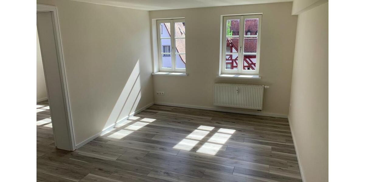Dachgeschoßwohnung Fürth Altstadt - 2.5 Zimmer, 52 m&sup2;, 225.000&euro; | Angebot:26416036