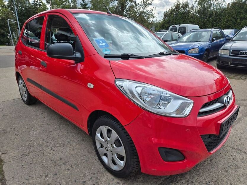 i10