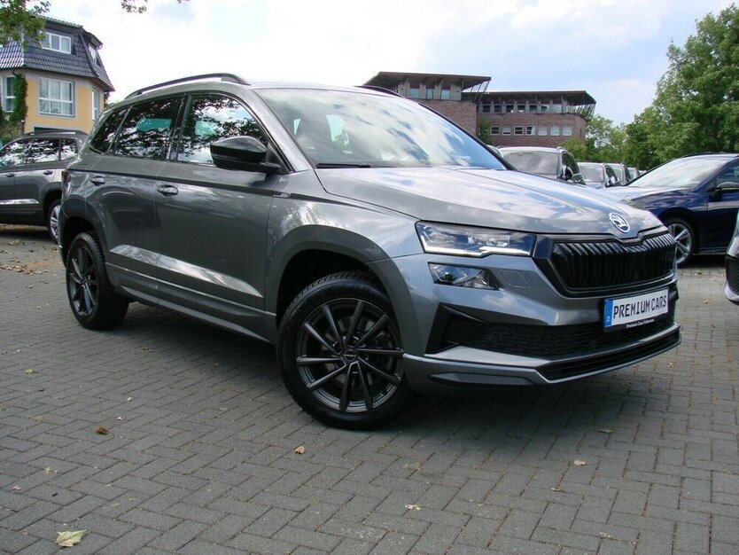 Karoq 1.5TSI Sportline ACC Kamera LED