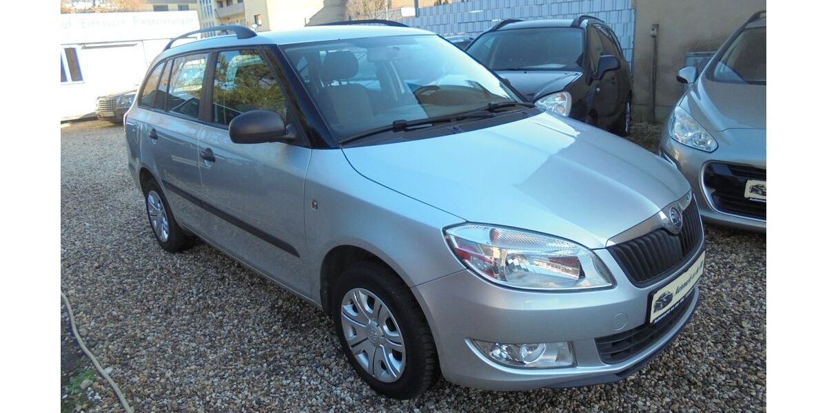 Skoda Fabia 158.400 km 4.999 &euro; Duisburg 47249