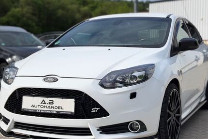 Ford Focus 141.977 km 11.790 &euro; Wilden (Siegerland) 57234