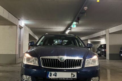 Skoda Octavia 250.737 km 2.900 &euro; München 81241