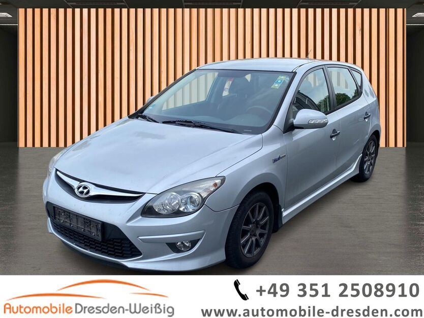 Hyundai i30 132.000 km 3.880 € Dresden 01328