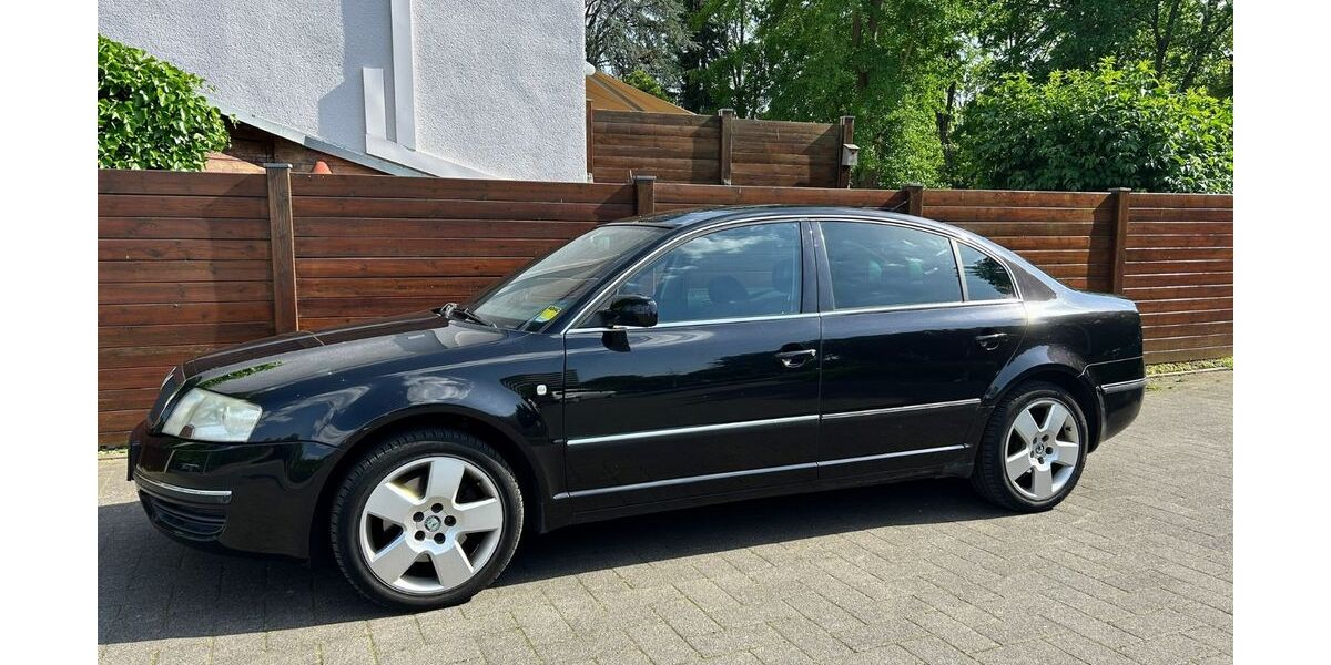 Skoda Superb 200.786 km 3.700 &euro; Köln 50825