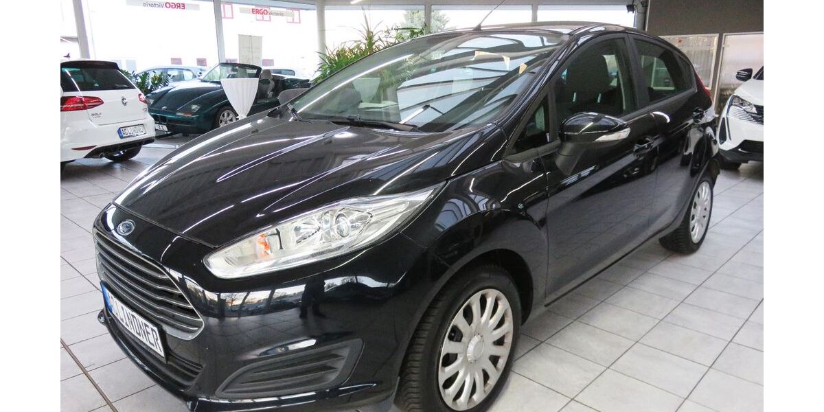 Ford Fiesta 107.030 km 6.990 &euro; Dessau-Roßlau 06847