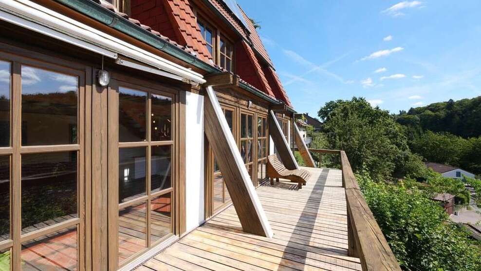 Haus zum Kaufen in Bad Wünnenberg 349.000 € 218 m²