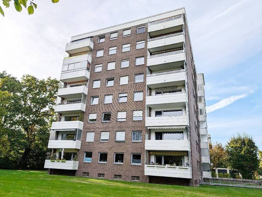 In der Wüste: Gut geschnittene, vermietete 4-Zimmer-Wohnung