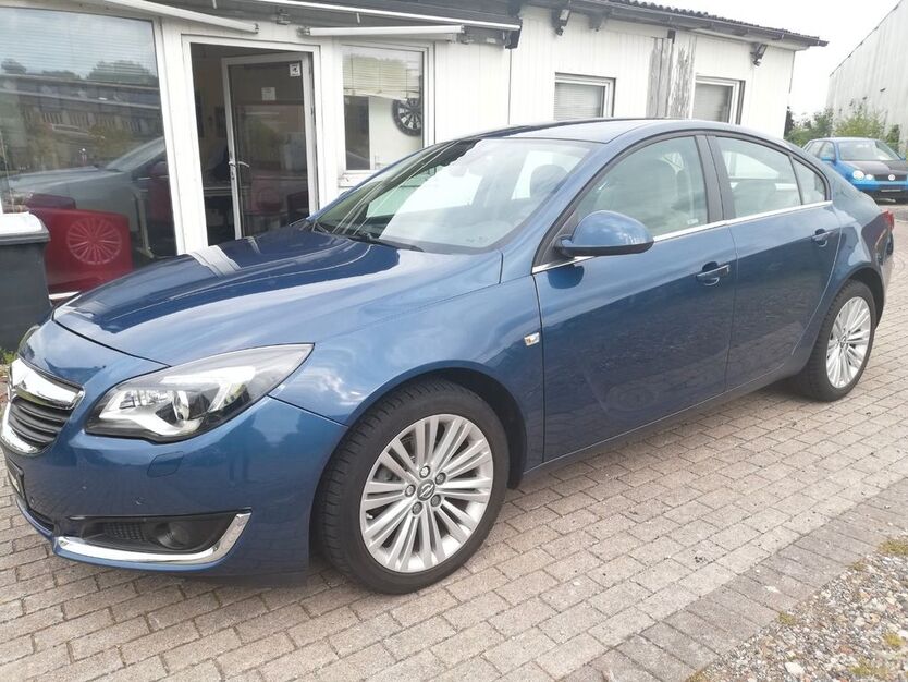 Opel Insignia 76.587 km 8.999 € Neumünster 24536