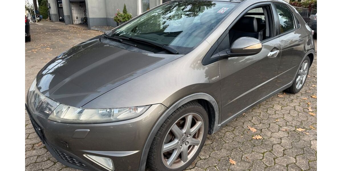 Honda Civic 232.000 km 2.150 € Nürnberg 90453