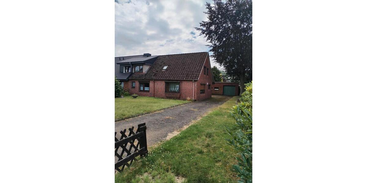 Doppelhaushälfte Hohenlockstedt - 4 Zimmer, 130 m&sup2;, 200.000&euro; | Angebot:26989518