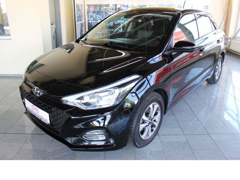 i20