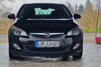 Opel Astra 162.000 km 5.190 &euro; Barntrup 32683