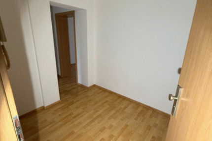 Wohnung Gräfenhainichen - 3 Zimmer, 70 m&sup2;, 650&euro; | Angebot:24847871