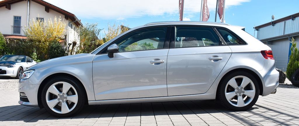 Audi A3 113.900 km 13.900 € Buchloe 86807