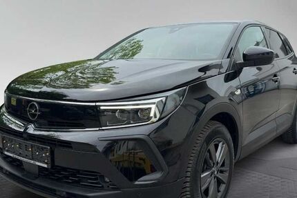 Opel Grandland (X) 51.022 km 20.990 &euro; München 81249