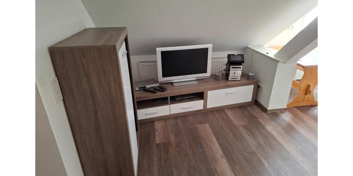Dachgeschoßwohnung Baunatal - 1 Zimmer, 40 m&sup2;, 400&euro; | Angebot:26064372