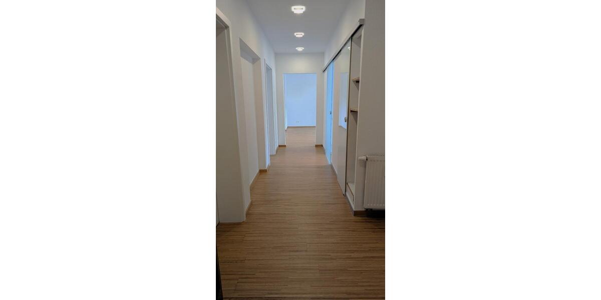 Etagenwohnung Saarbrücken Malstatt - 4 Zimmer, 94 m&sup2;, 195.000&euro; | Angebot:26386085