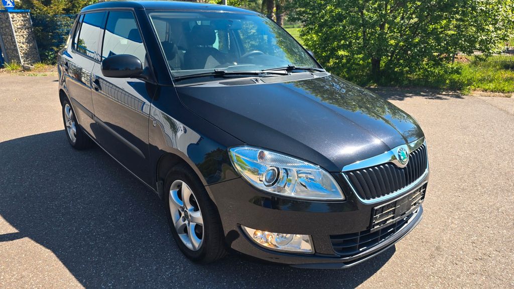 Skoda Fabia 185.899 km 4.890 &euro; Merzig 66663